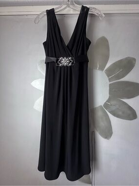Scarlett Nite Black Maxi Dress with Jeweled Waist